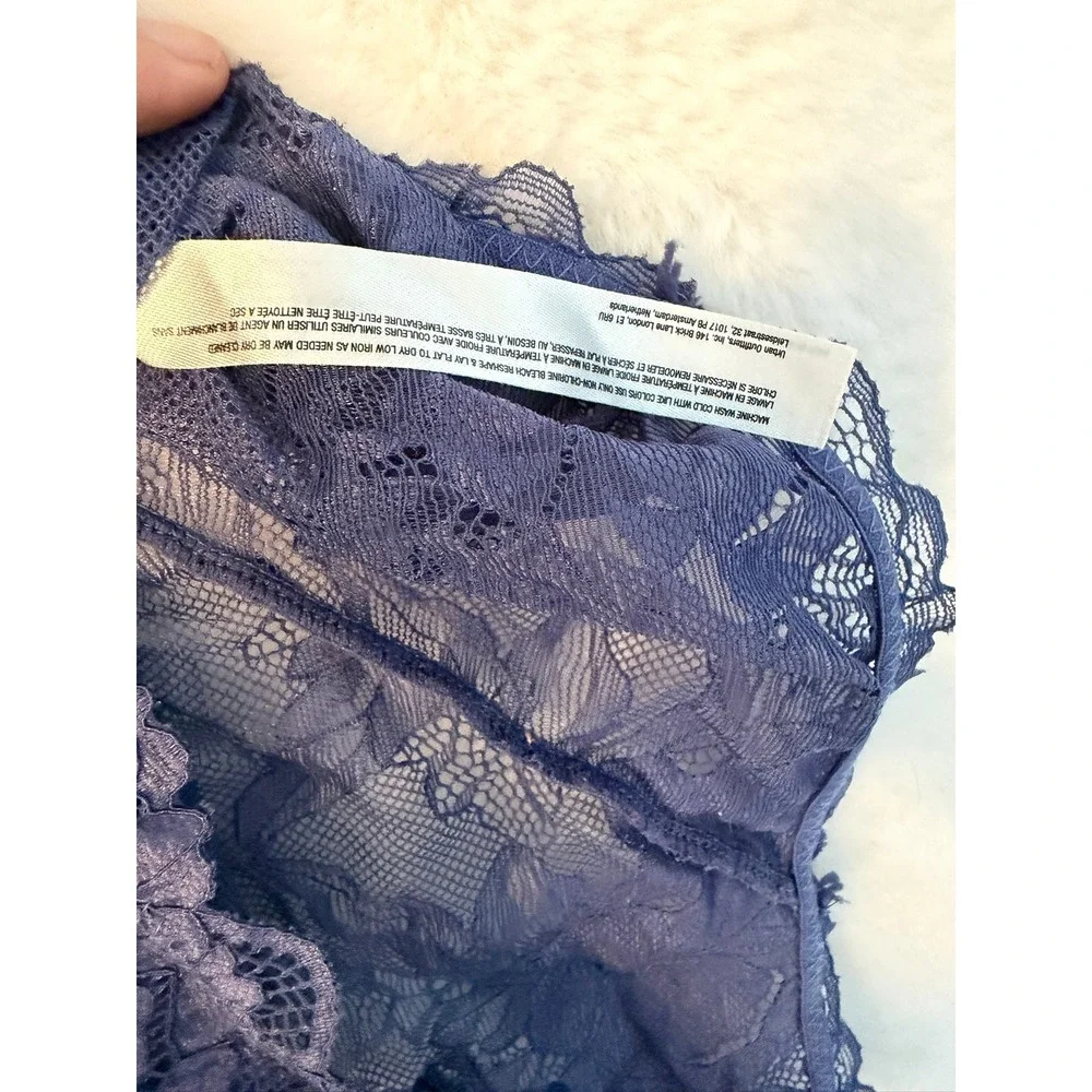 Free People‎ Blue Floral Lace Racerback Bodysuit Plunging V-Neck Lingerie Medium